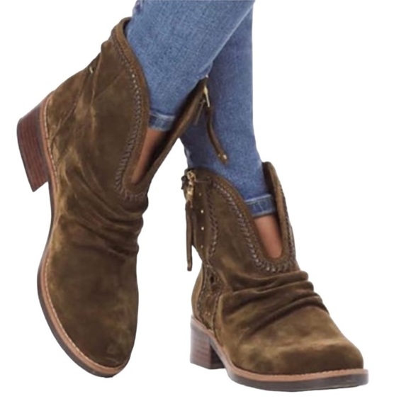 ANTHROPOLOGIE LATIGO Portabello Suede “Cressa” Ankle Boots Size 6 -- New w/o box - Picture 1 of 10